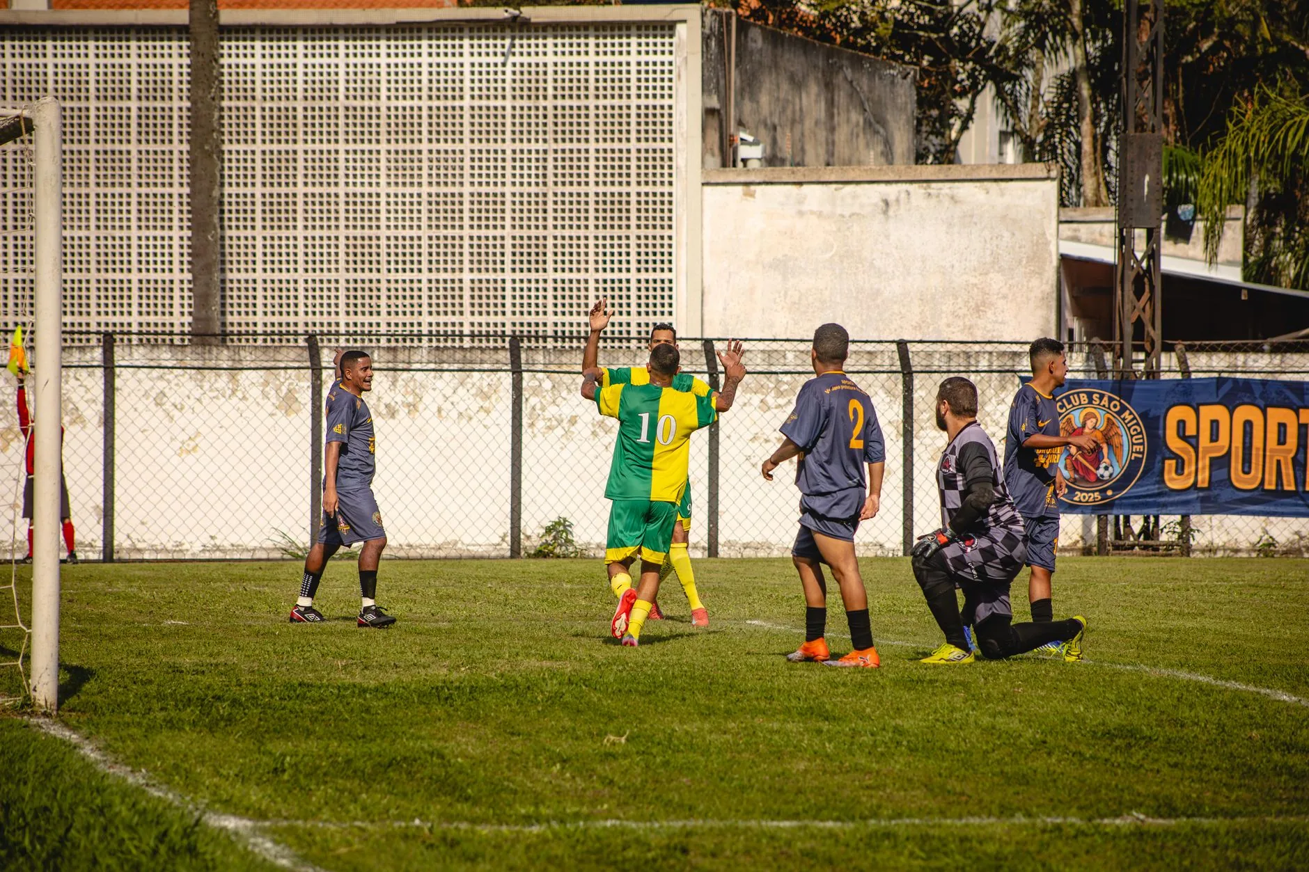 Contexto: O Papel dos Jovens Talentos no Futuro do Futebol Brasileiro