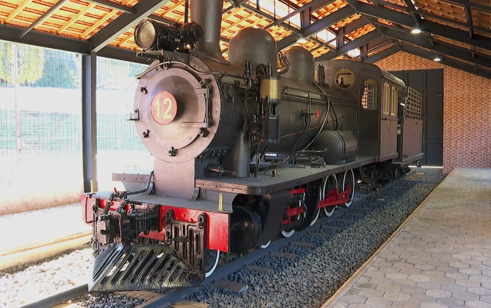 Locomotiva Amália 12 volta a receber visitantes em Ribeirão Preto, SP; veja como agendar a visita