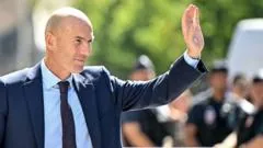 Zidane assume seleção francesa após 14 anos de Deschamps