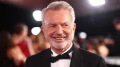 Sam Neill falece em Sydney devido a pneumonia, confirma agente