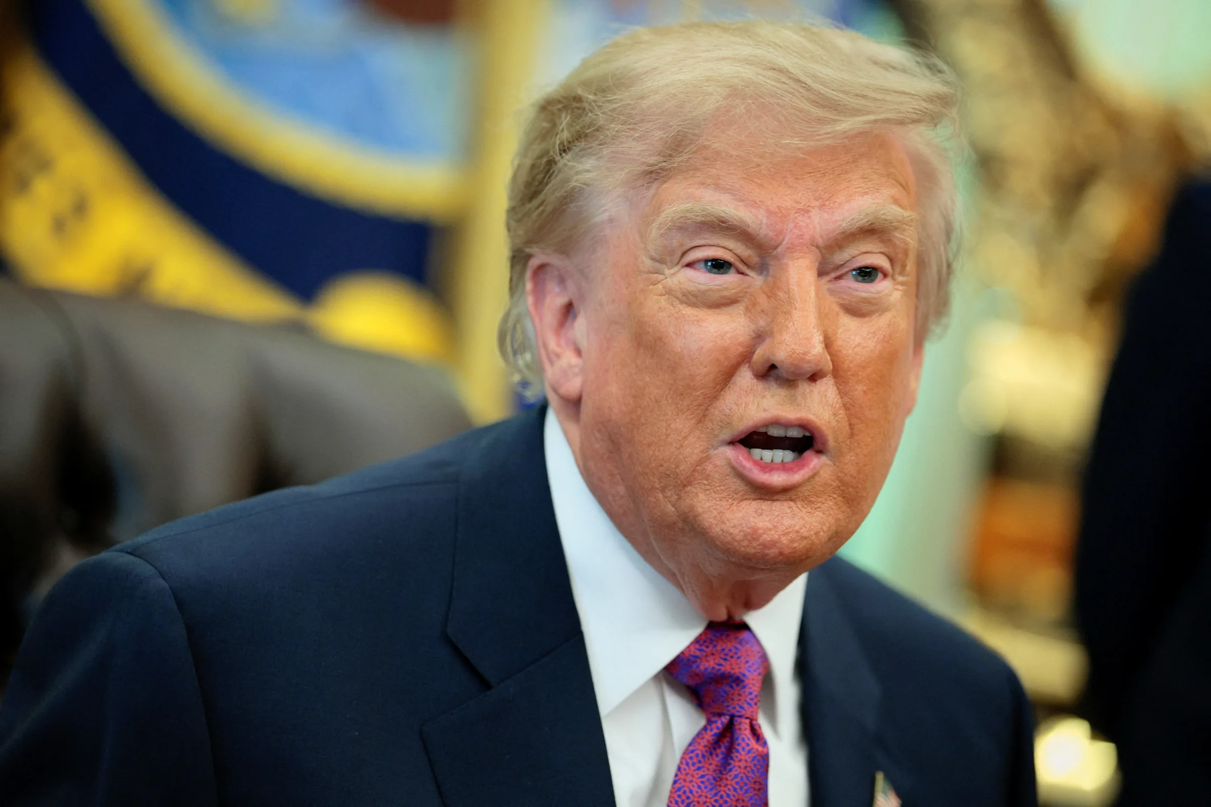 Trump mira grandes frigoríficos em meio à alta de preços da carne nos EUA; JBS pode ser afetada