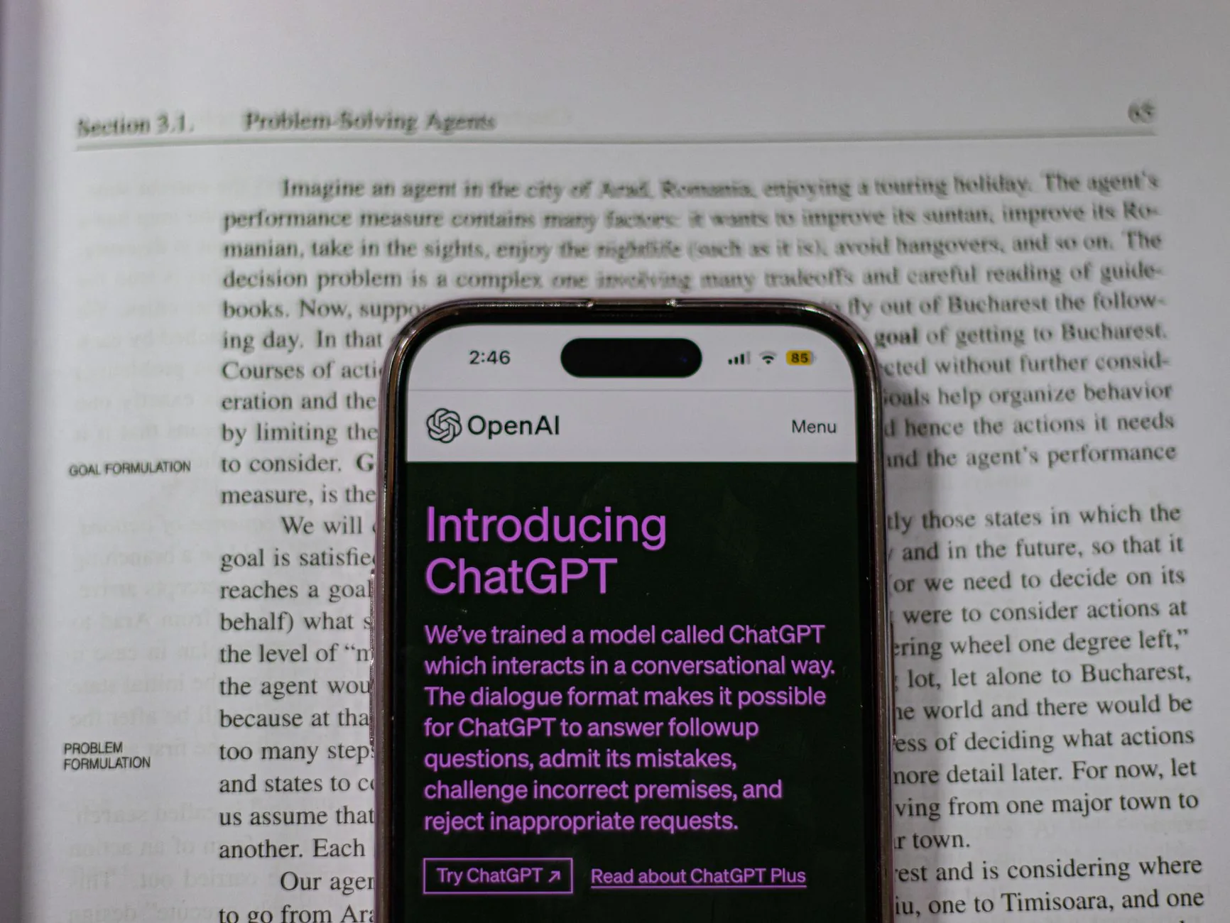 Receita publicitária da OpenAI atinge bilhão de dólares