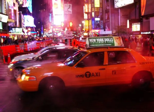 Lyft entra no mercado de táxis autônomos com parceria com Waymo