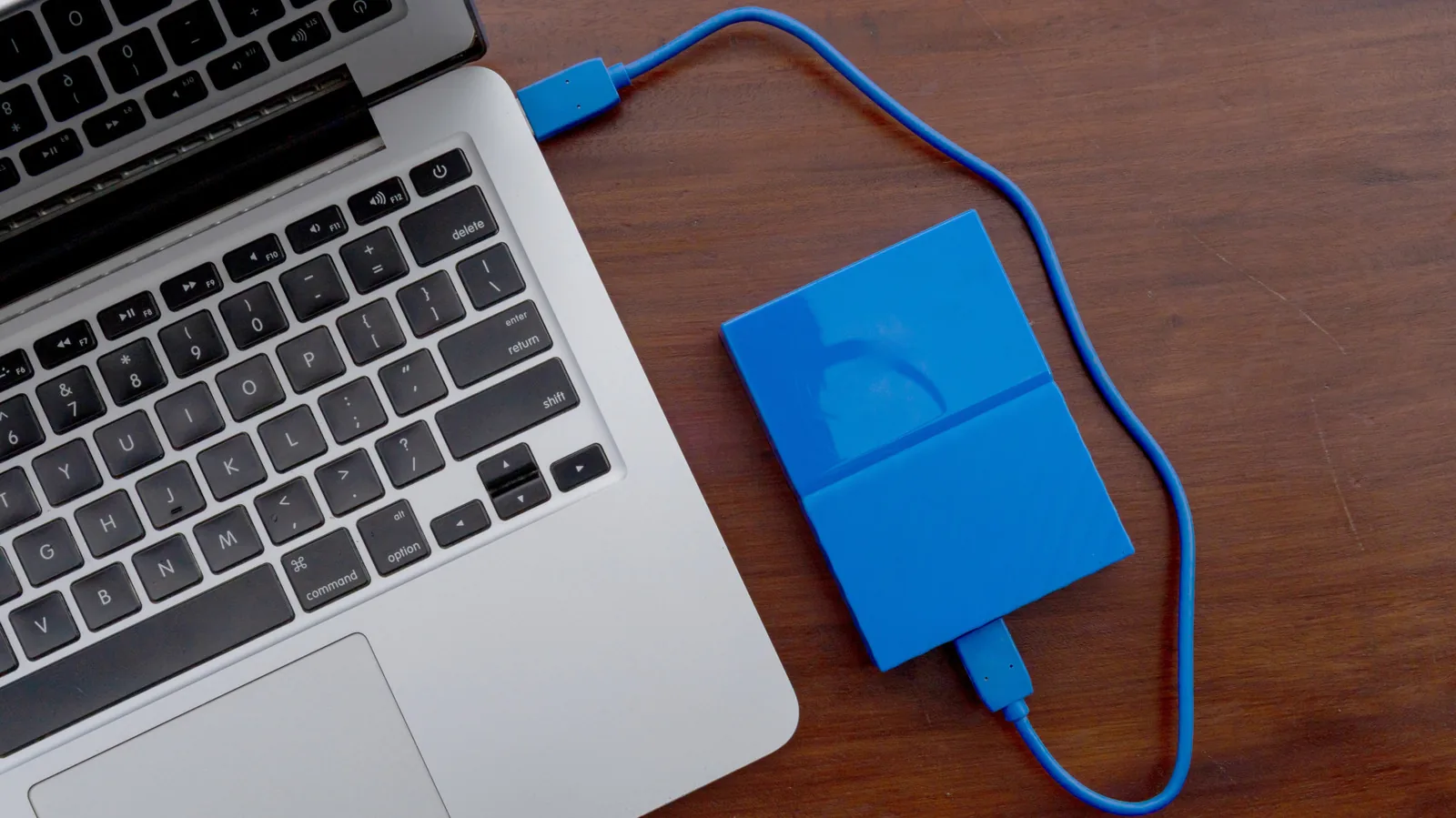 External HDD vs. SSD: Entenda as vantagens e desvantagens de cada tipo de disco