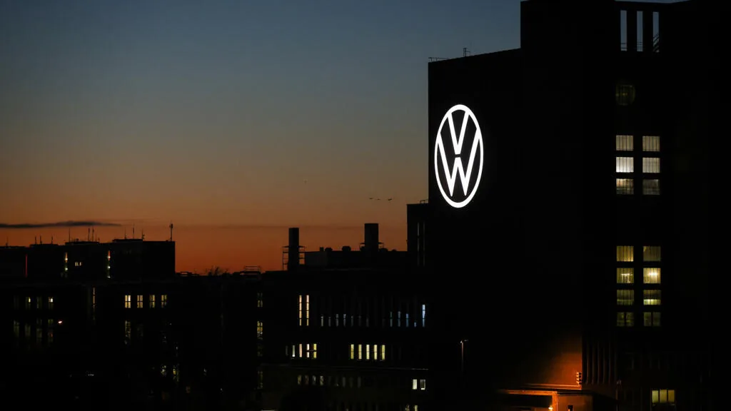 Volkswagen planeja cortar mais 50 mil postos de trabalho