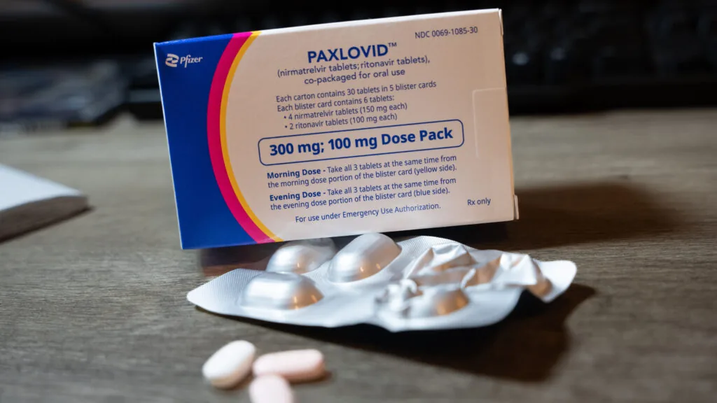 Estudo confirma que Paxlovid não auxilia no tratamento da longa Covid