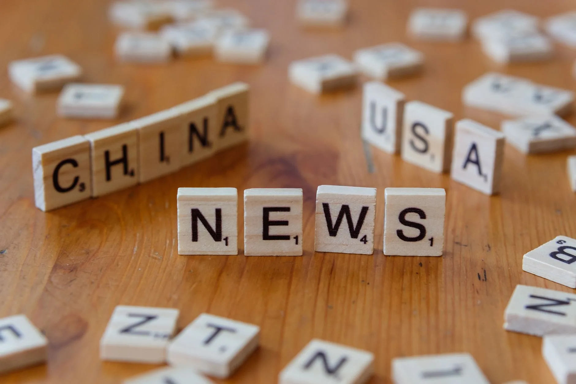 China refuta acusações de roubos de modelos de IA