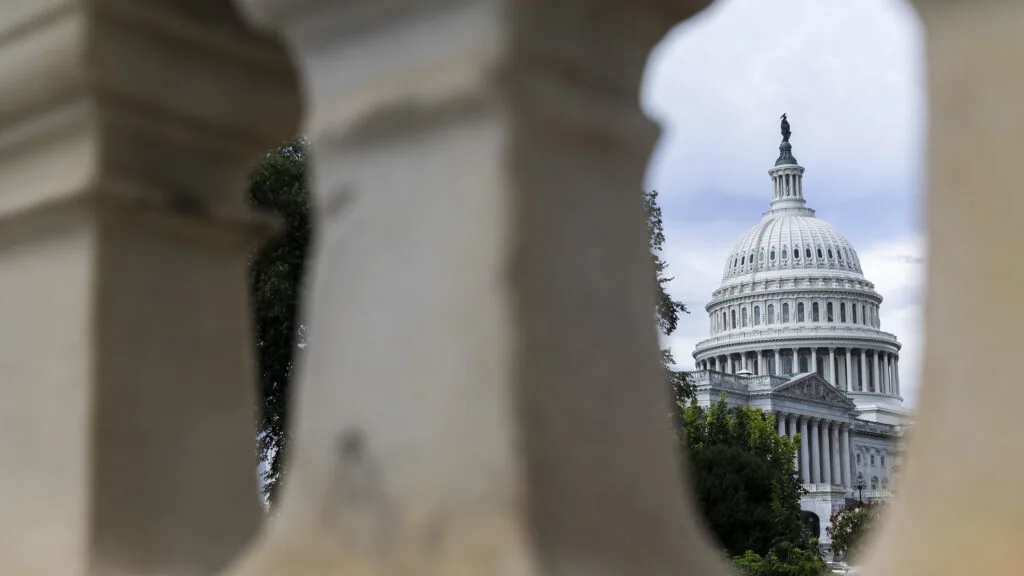 Republicanos no Congresso buscam alterar análise sobre pagamentos excessivos em planos Medicare Advantage
