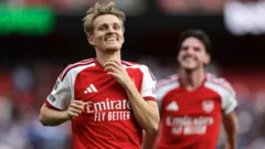 Havertz e Odegaard marcam vitória sobre Chelsea
