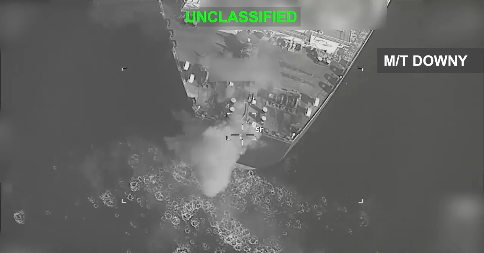EUA dizem ter atacado 3 petroleiros iranianos após seus navios de guerra serem alvejados