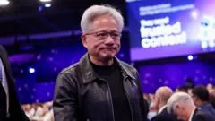 Nvidia CEO defende auto-regulação em AI contra críticas