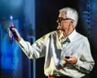 Dyson lança escova de dentes que filma a higiene bucal em tempo real