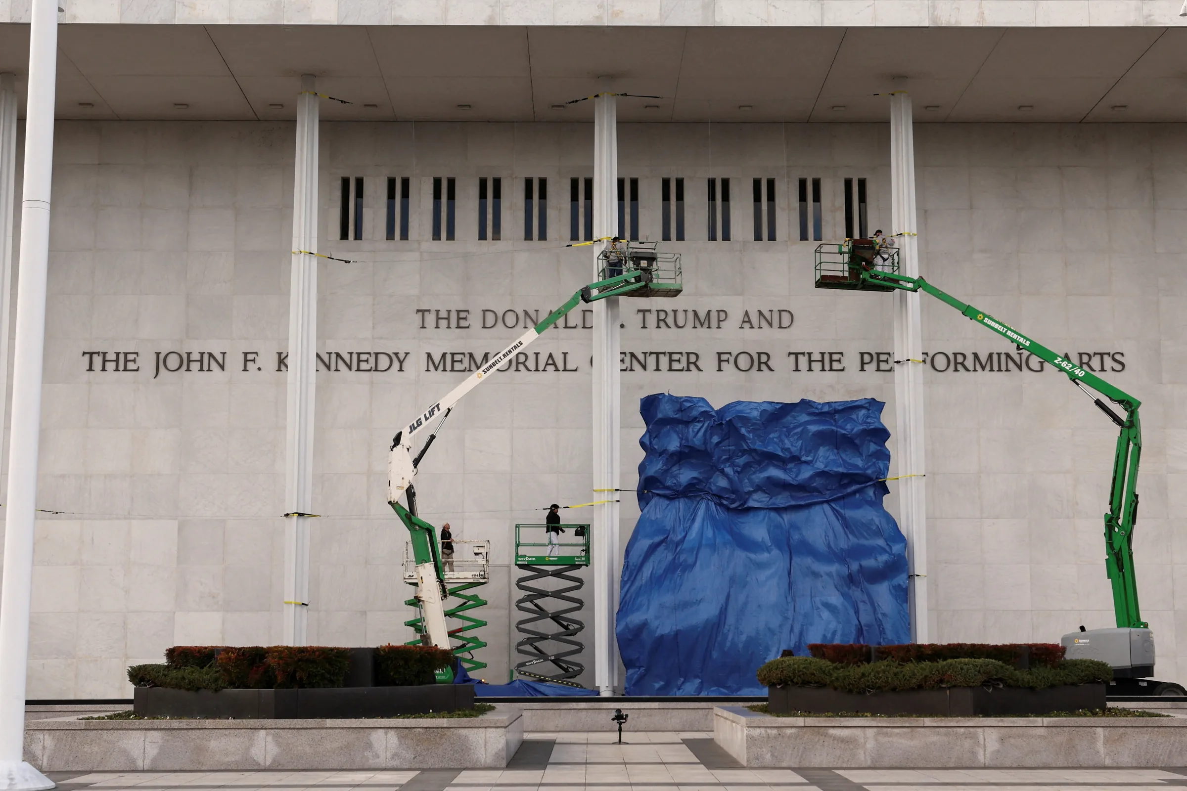Trump anuncia fechamento do Kennedy Center por razões de segurança