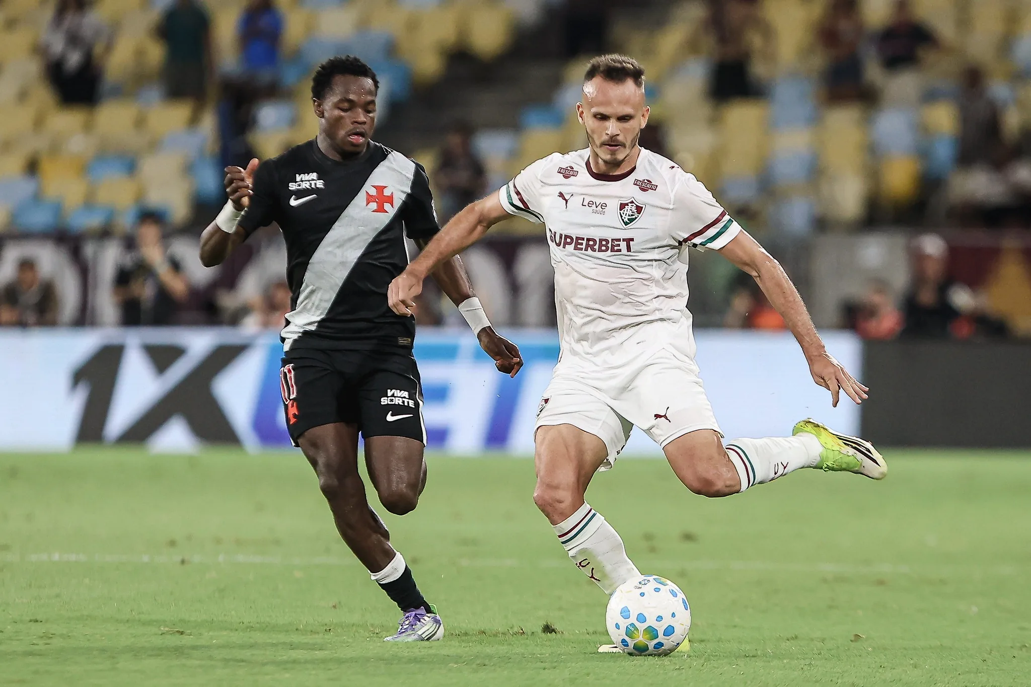 Renê do Fluminense reflete sobre carreira e desafios