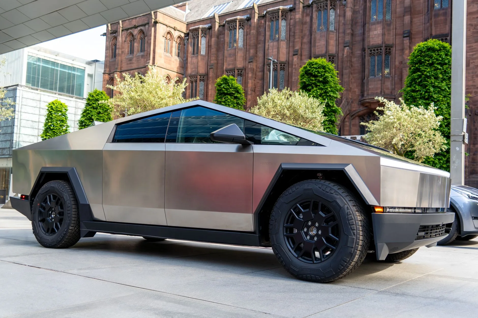 Tesla prepara lançamento de seu táxi autônomo