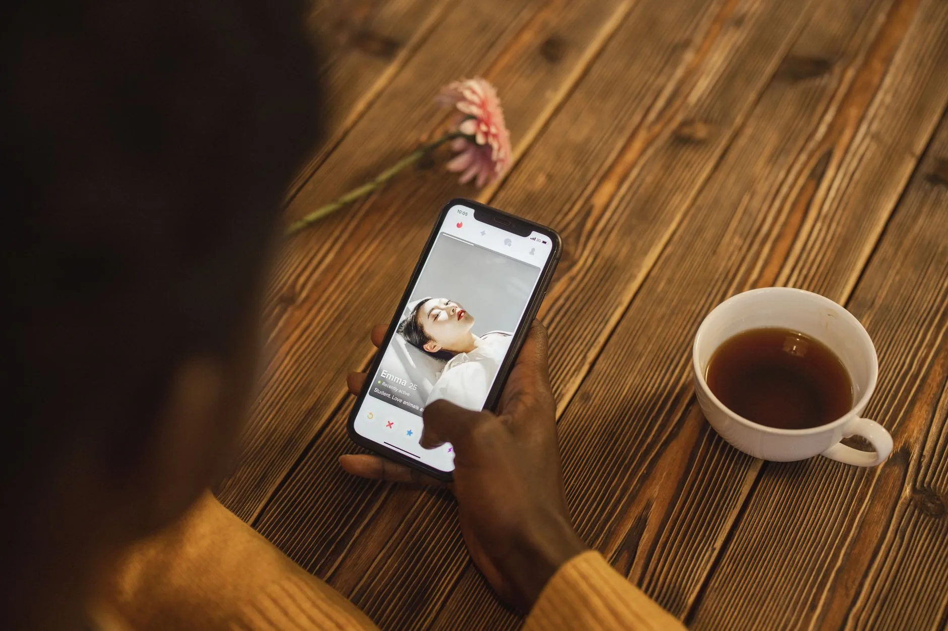 Apps de namoro vendem dados pessoais sem consentimento