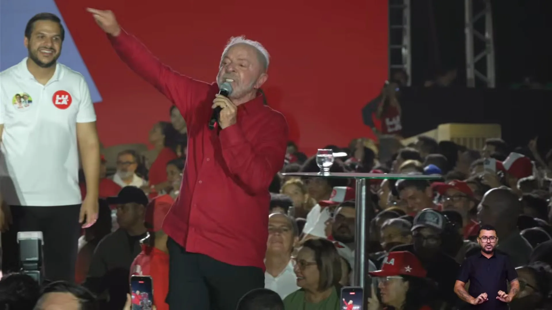Lula reitera posição contra interferência estrangeira nas eleições