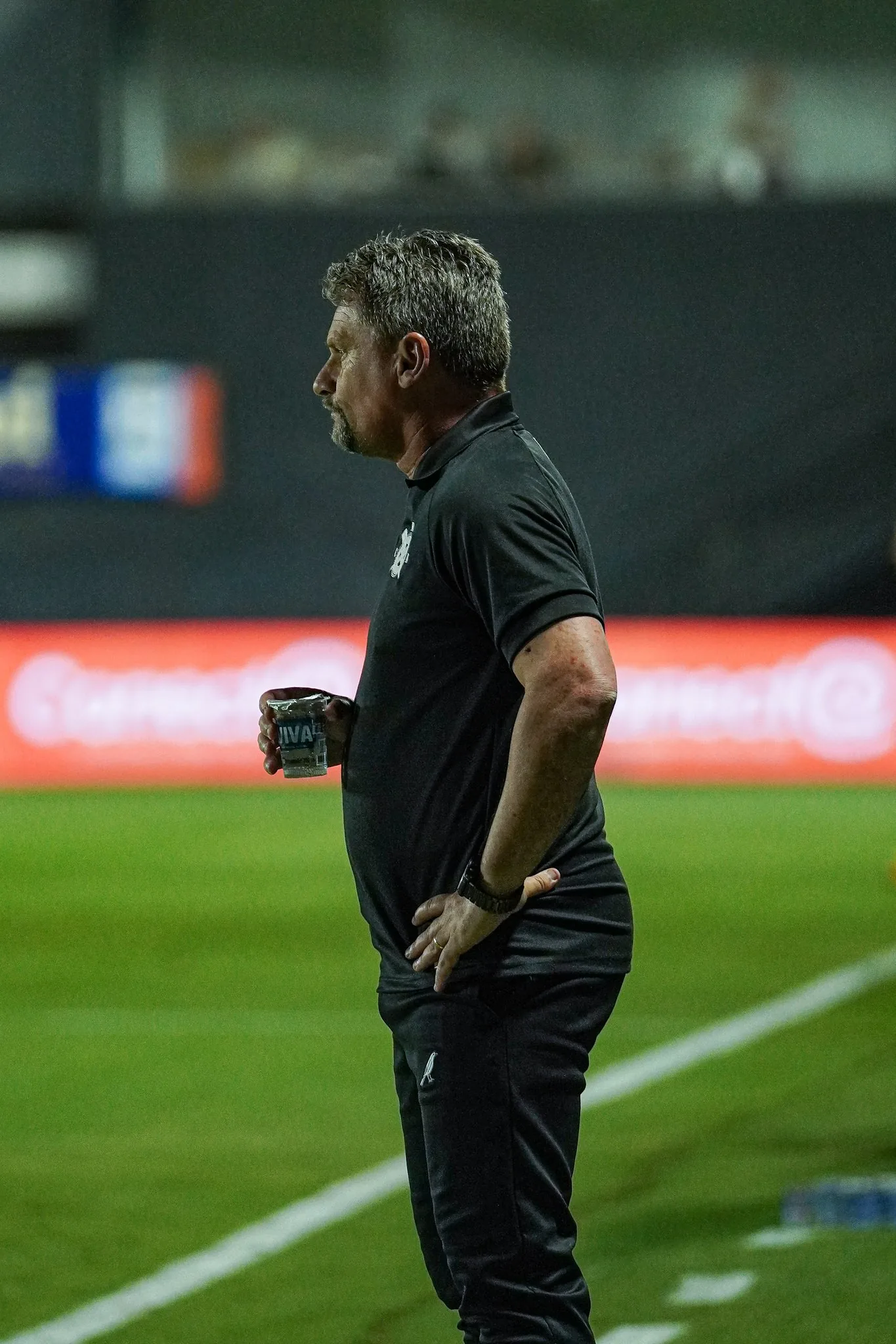 Matias critica arbitragem após derrota do CRB