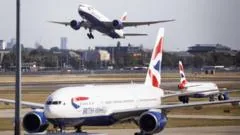 Expansão de terceira pista em Heathrow depende de indústria assumir custos de decarbonização