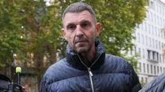 Tim Westwood acusado de mais dois delitos sexuais