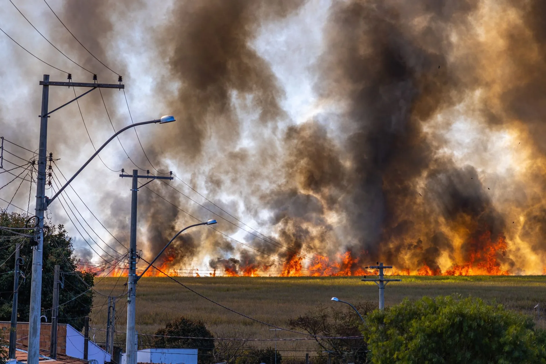 Suburbanação aumenta risco de incêndios em áreas urbanas