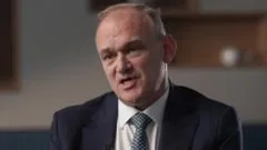 Liberal Democrats pressionam por corte temporário na taxa de combustível