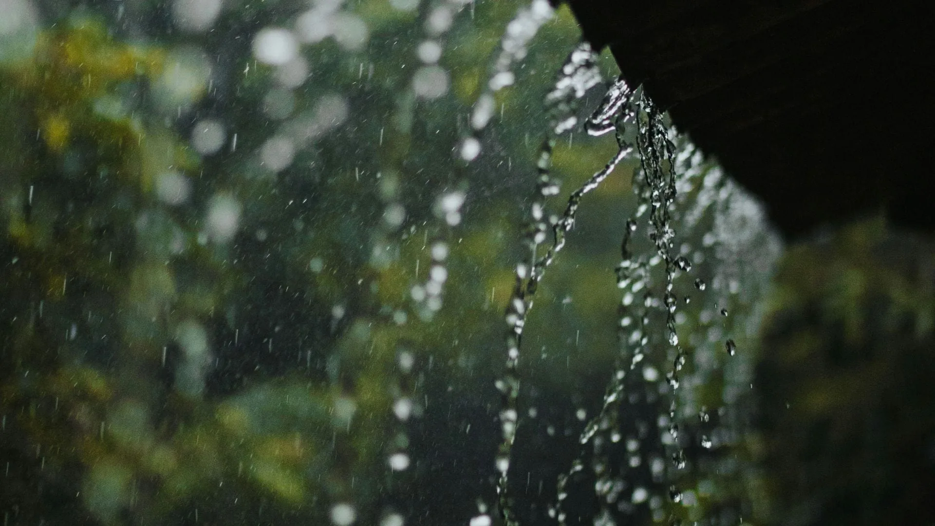 Massa de ar polar intensifica chuva no Sul e frente fria traz temporais no Sudeste