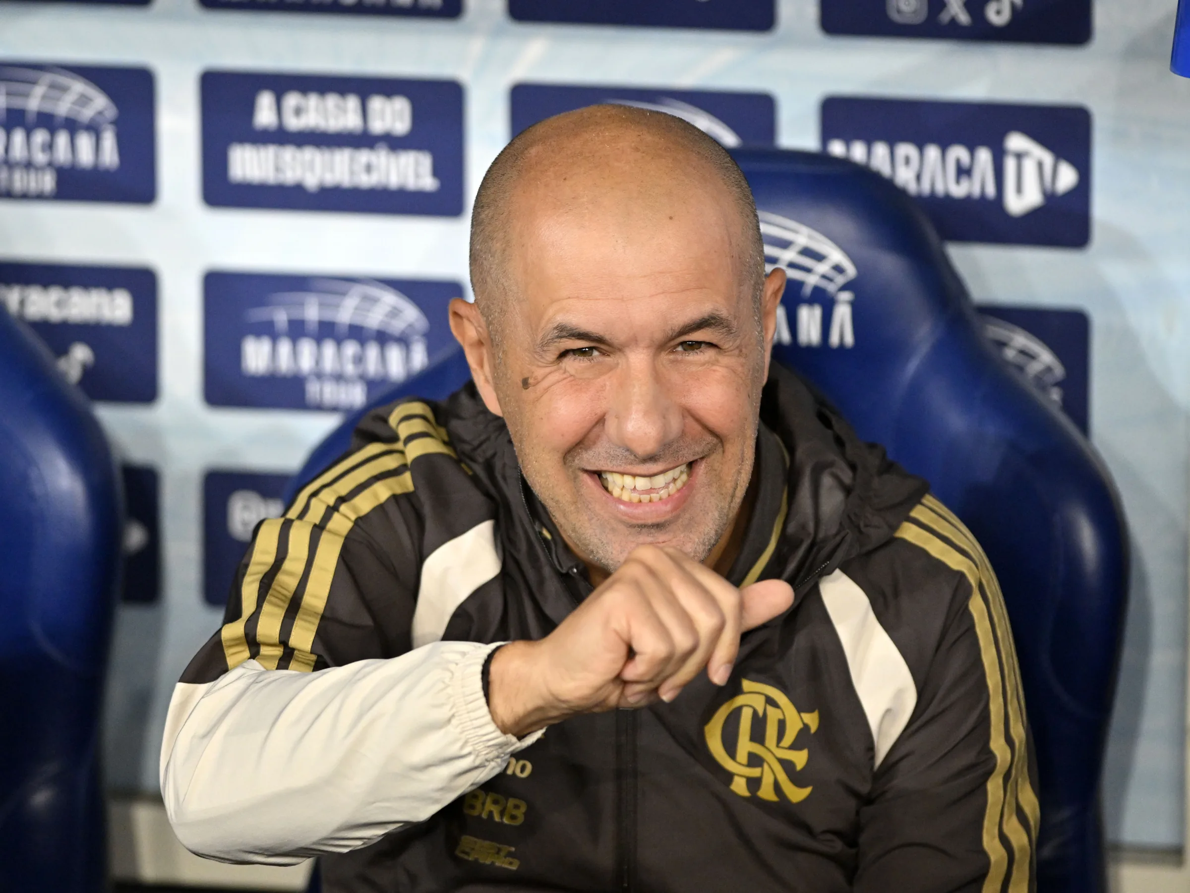 Jardim analisa vitória do Flamengo e critica substituição de Pedro