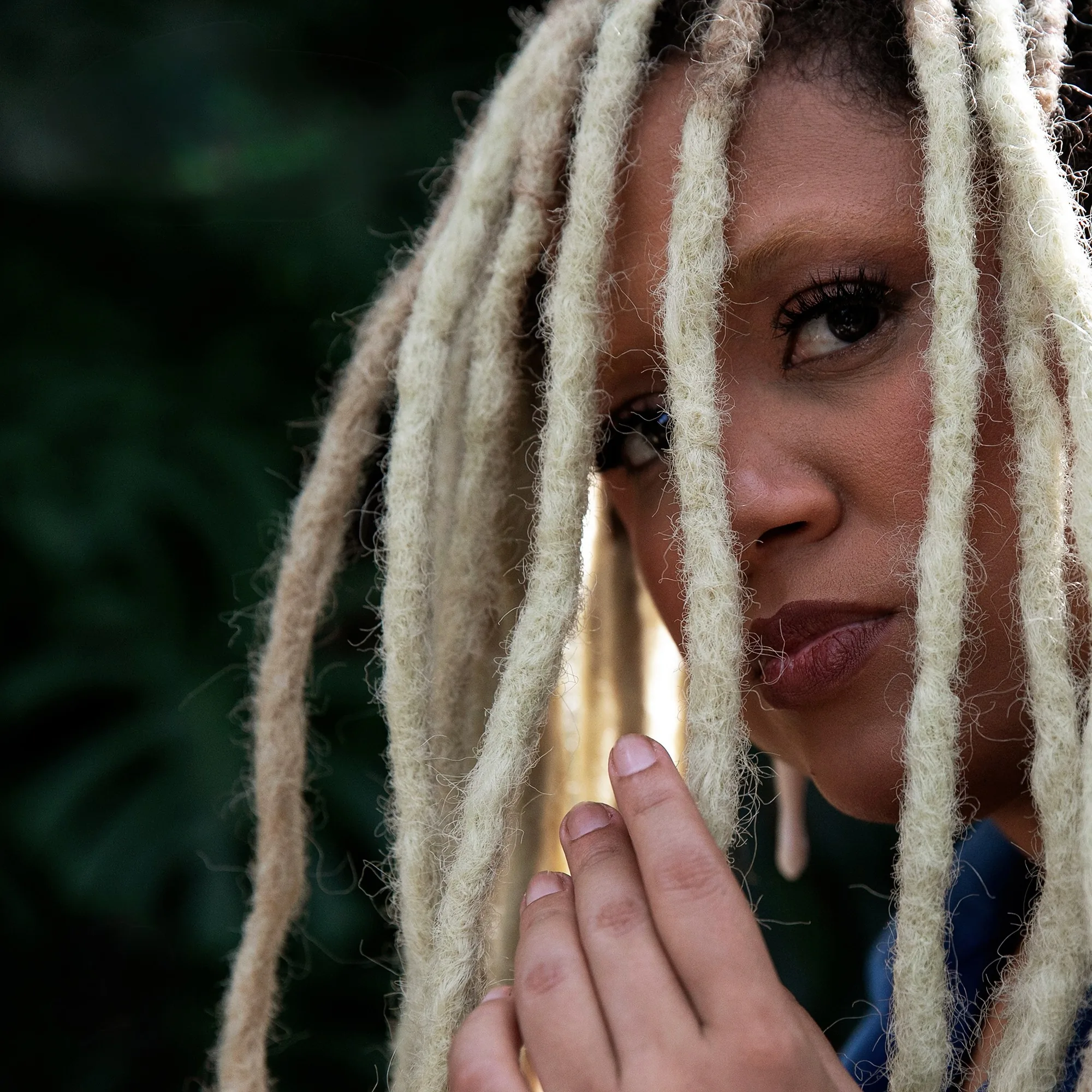 Marina Iris lança álbum homenageando Wilson Moreira
