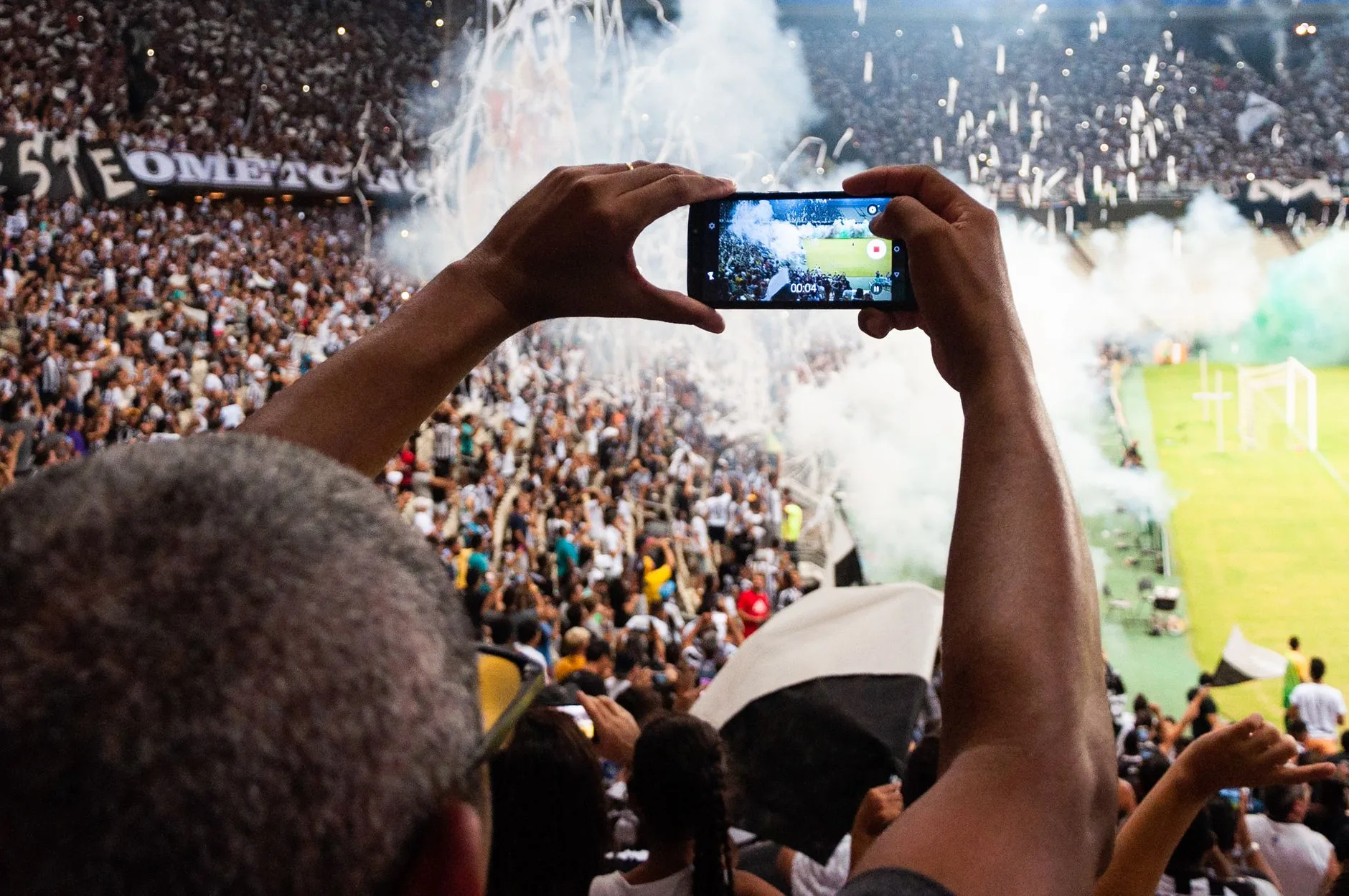 Desfile de 7 de Setembro homenageia pioneiras do futebol feminino