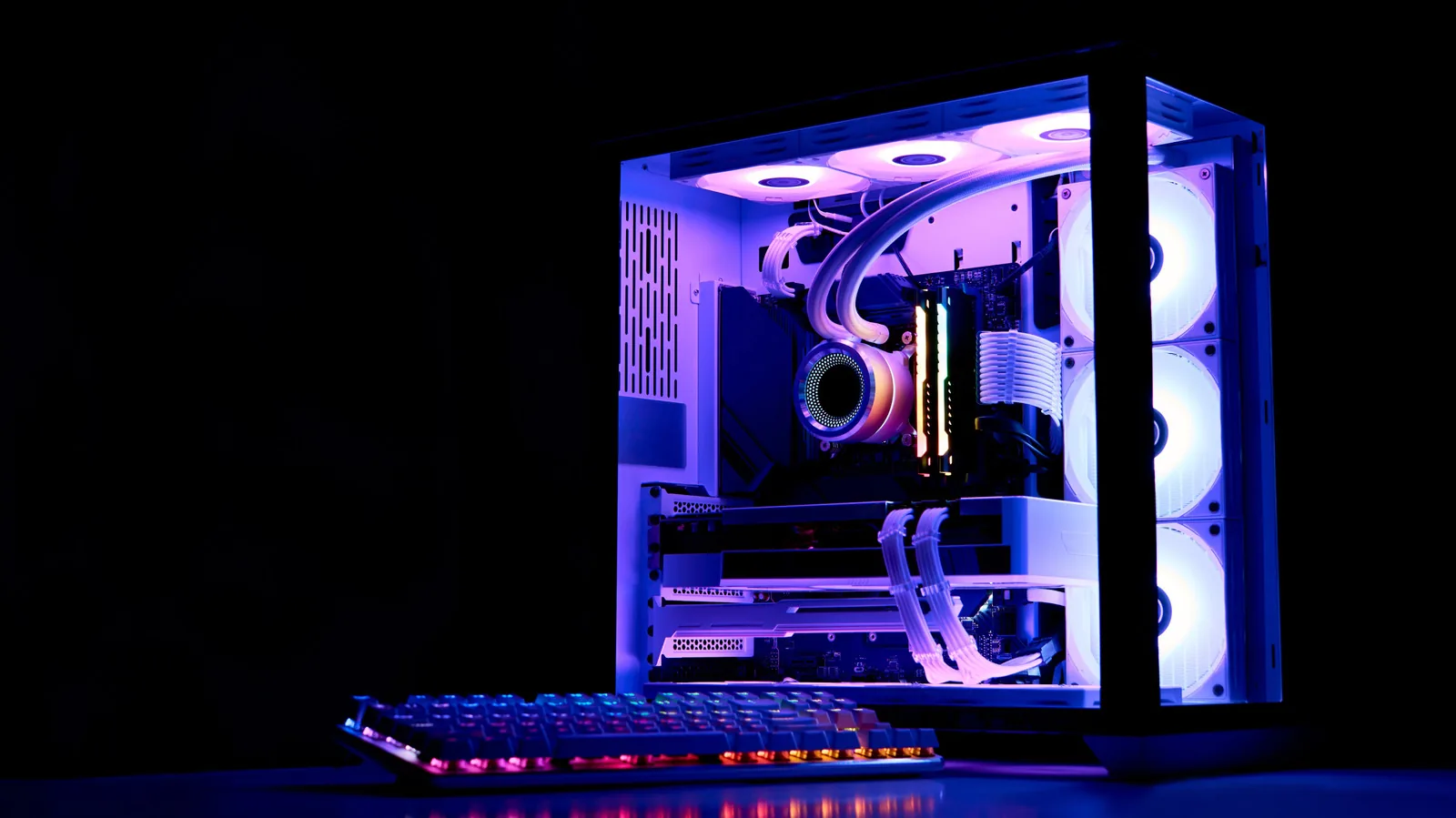 Importância de desligar e desconectar seu PC durante um apagão
