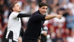 Liverpool empatam novamente em casa e geram preocupações