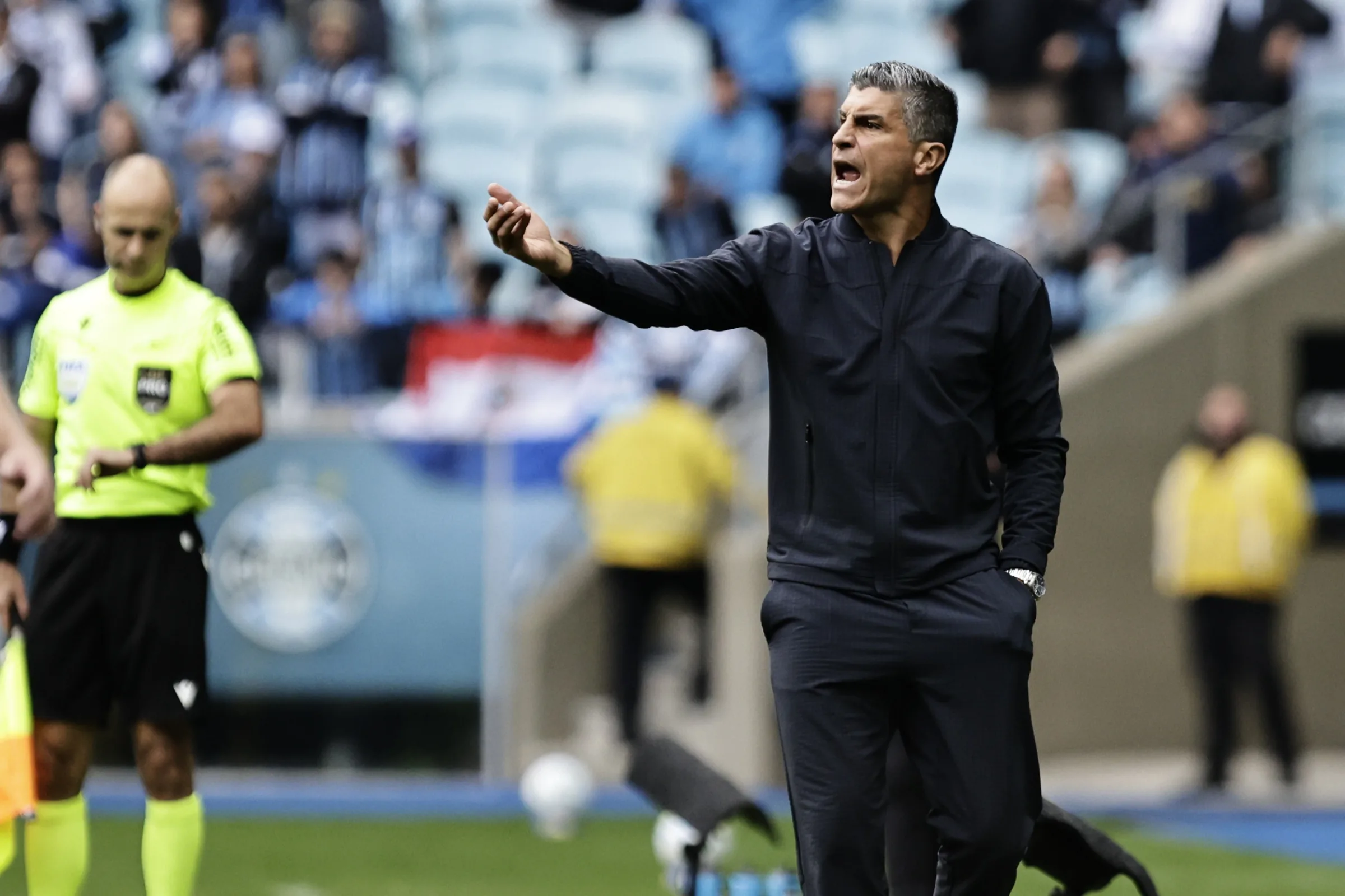 Vasco precisa de vitória e tropeços de rivais para escapar do Z-4