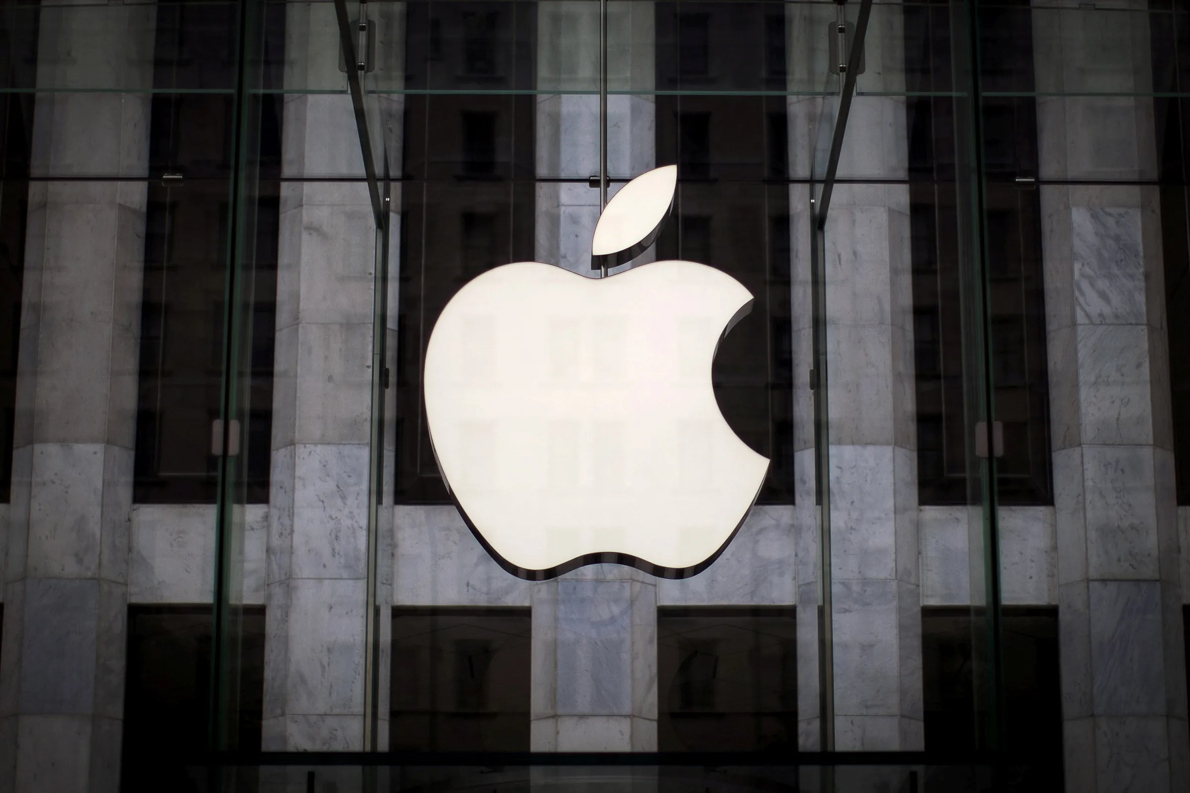 Apple deve lançar primeiro iPhone dobrável nesta quarta; relembre as mudanças de gerações passadas