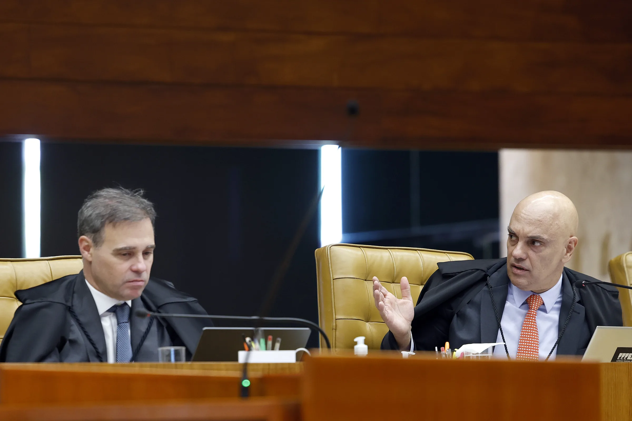 Ala no STF defende análise de informações sobre crise entre Moraes e Mendonça somente após as eleições