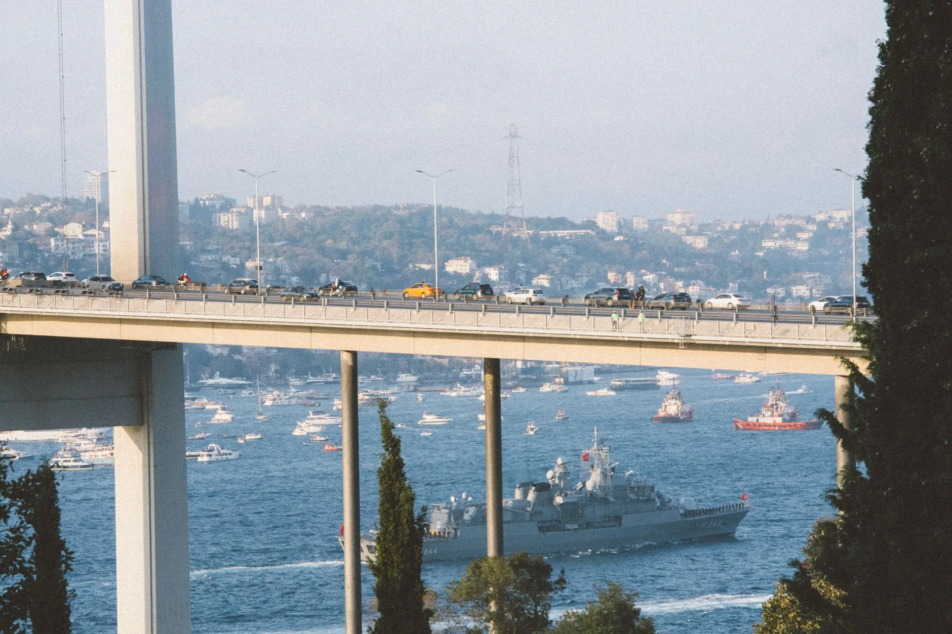 Itália planeja enviar navios de guerra para proteger navegação no Estreito de Bab al-Mandeb
