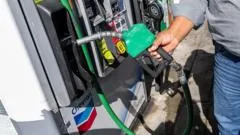 Trump defende banimento de exportações de diesel