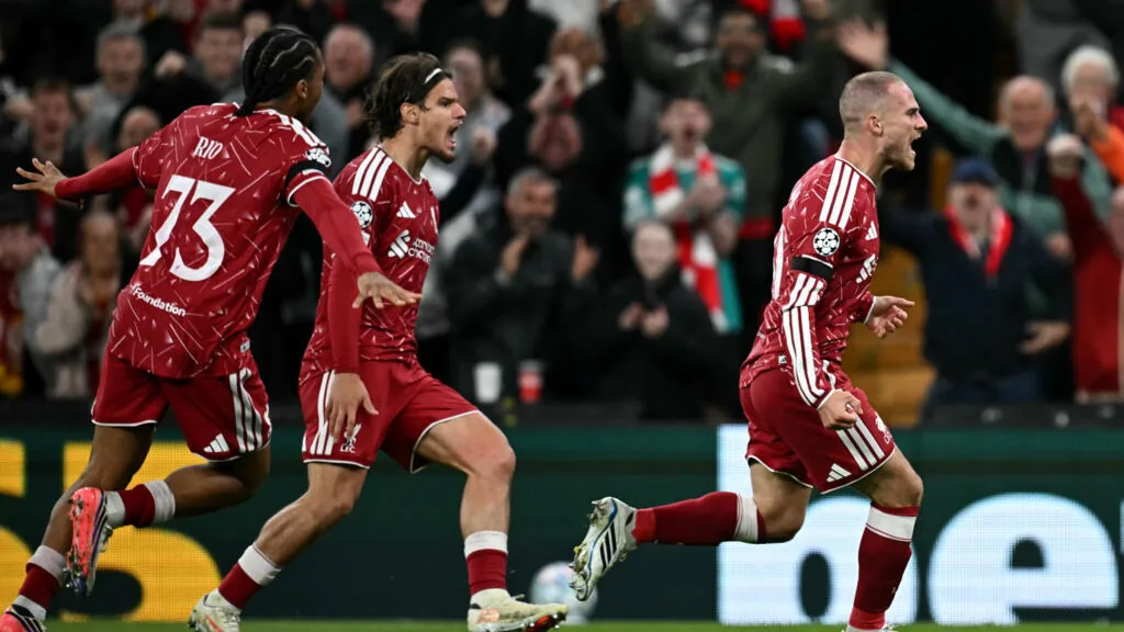 Champions League: Liverpool vence Atletico Madrid e Iraola estreia com vitória