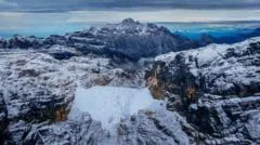 Eterna neve desaparece nas montanhas da Nova Guiné
