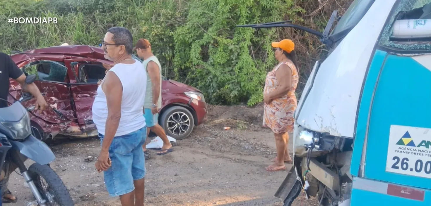 Morre adolescente vítima de acidente entre carro e ônibus em Caaporã