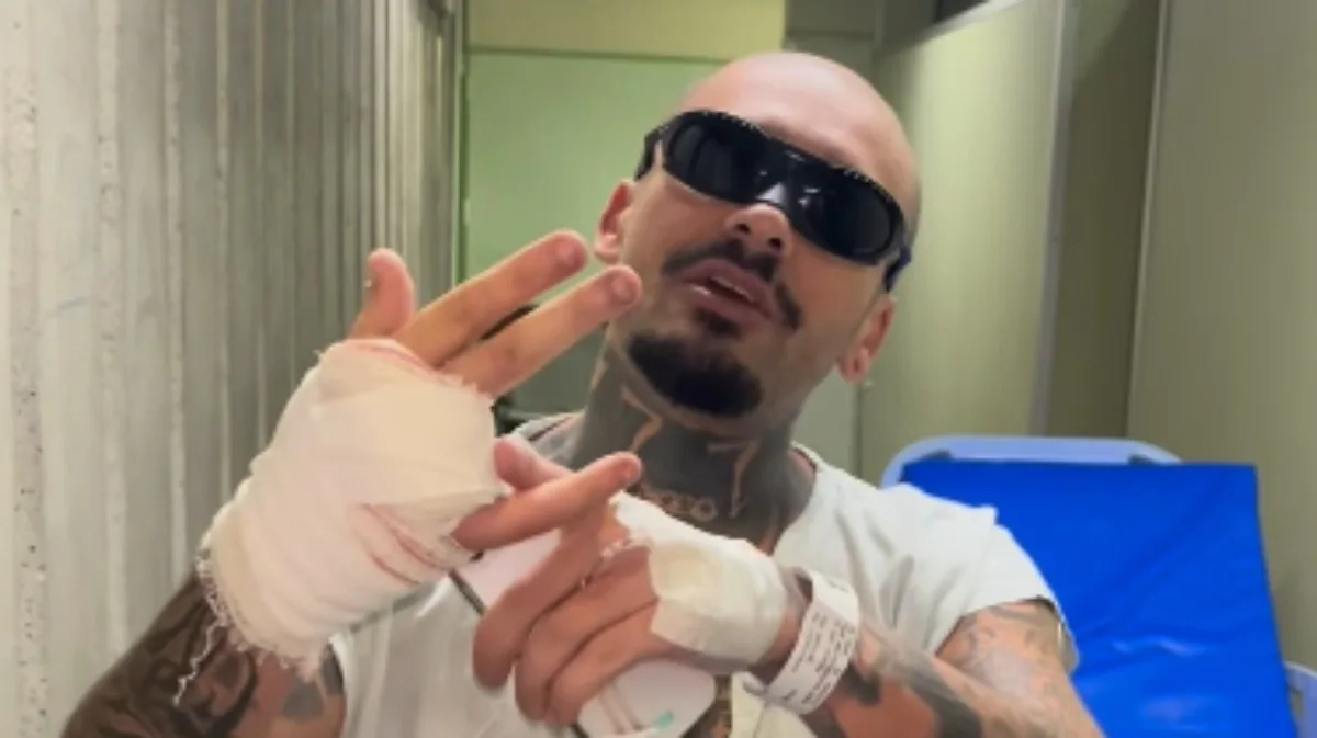 Vídeo mostra amigo achando dedo de streamer preso em grade no Rock in Rio: 'Teu dedo aqui!'