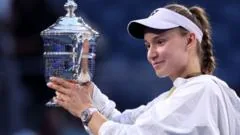 Rybakina conquista US Open após lesão no pé