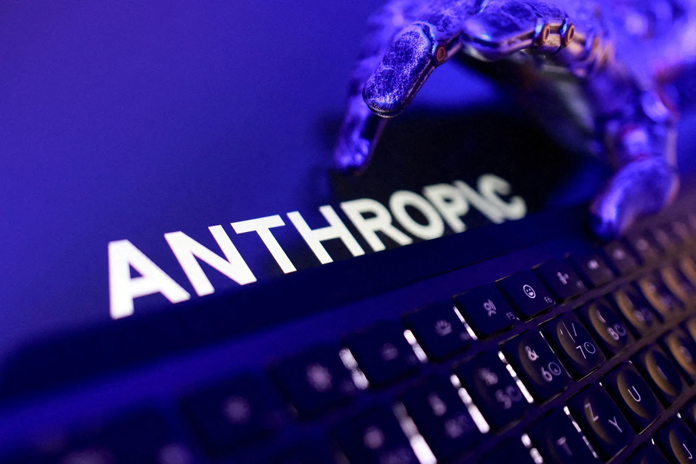 Anthropic identifica países que usaram IA para propaganda e possíveis armas biológicas