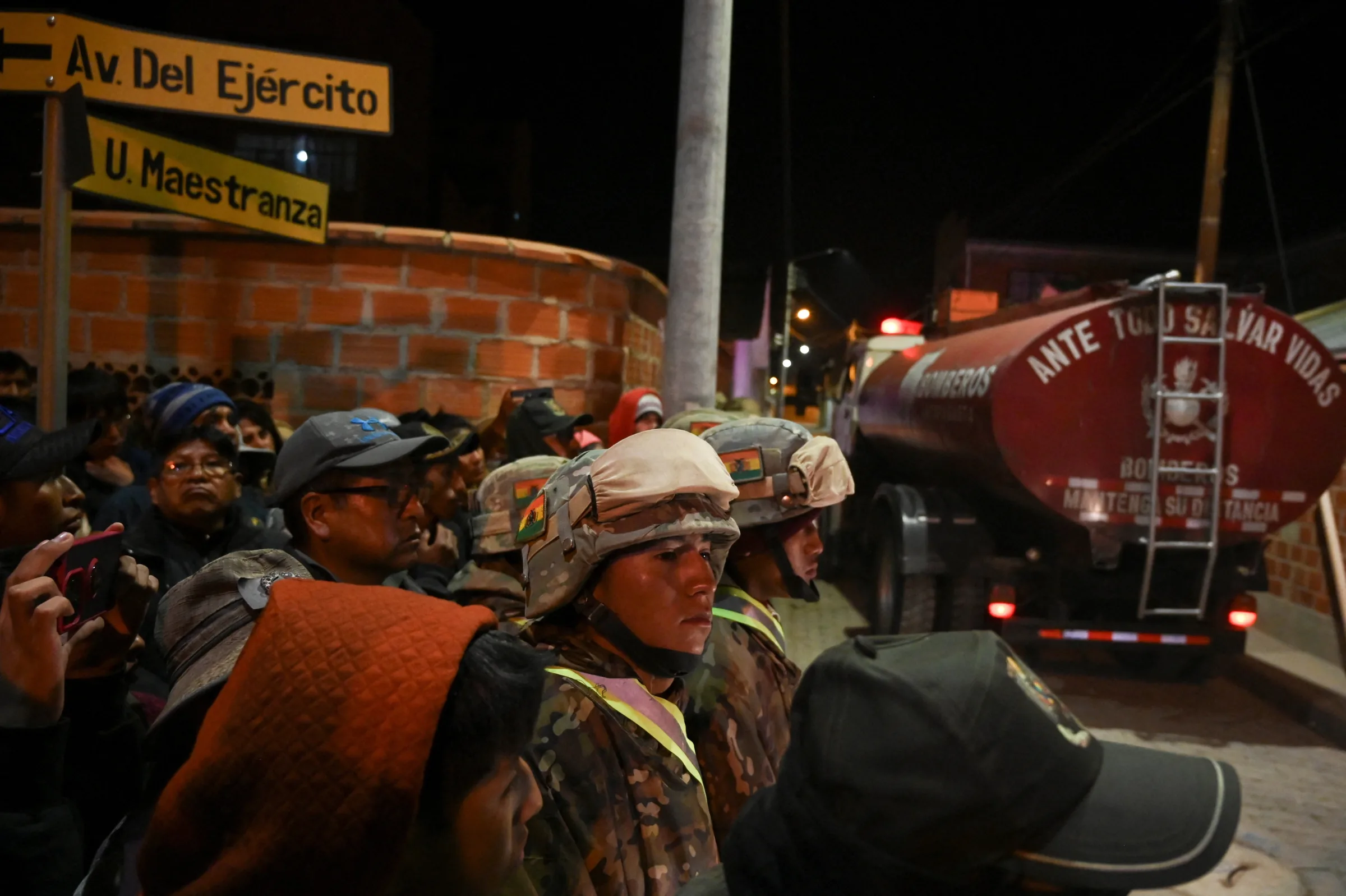 Explosão em quartel na Bolívia deixa pelo menos dois mortos e 81 feridos