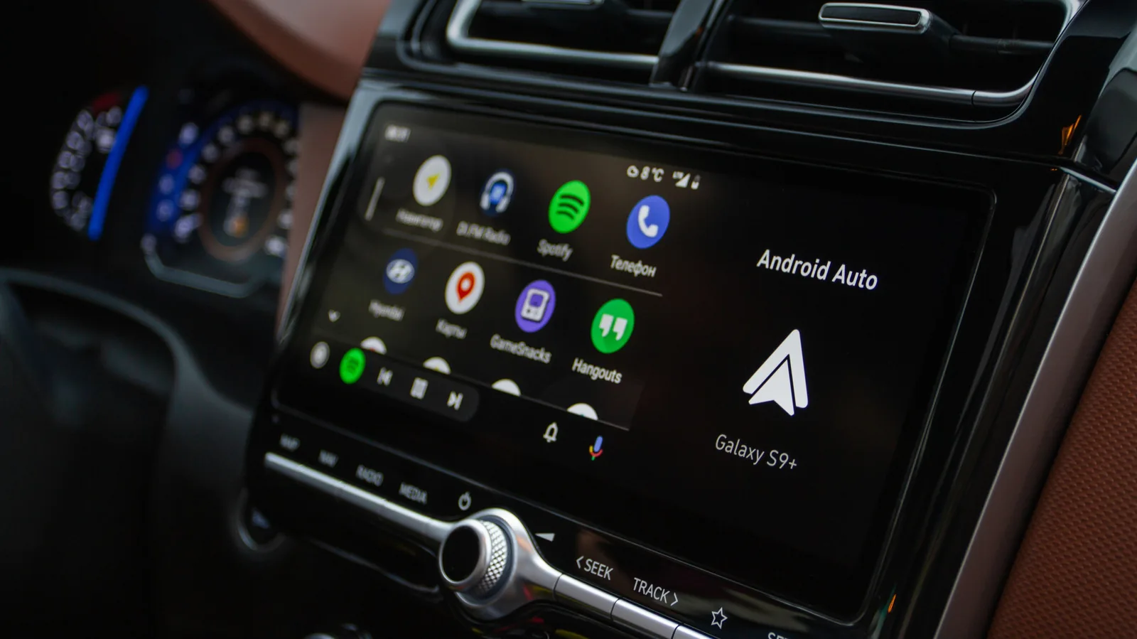 Melhore sua viagem com a nova assistente Gemini do Android Auto