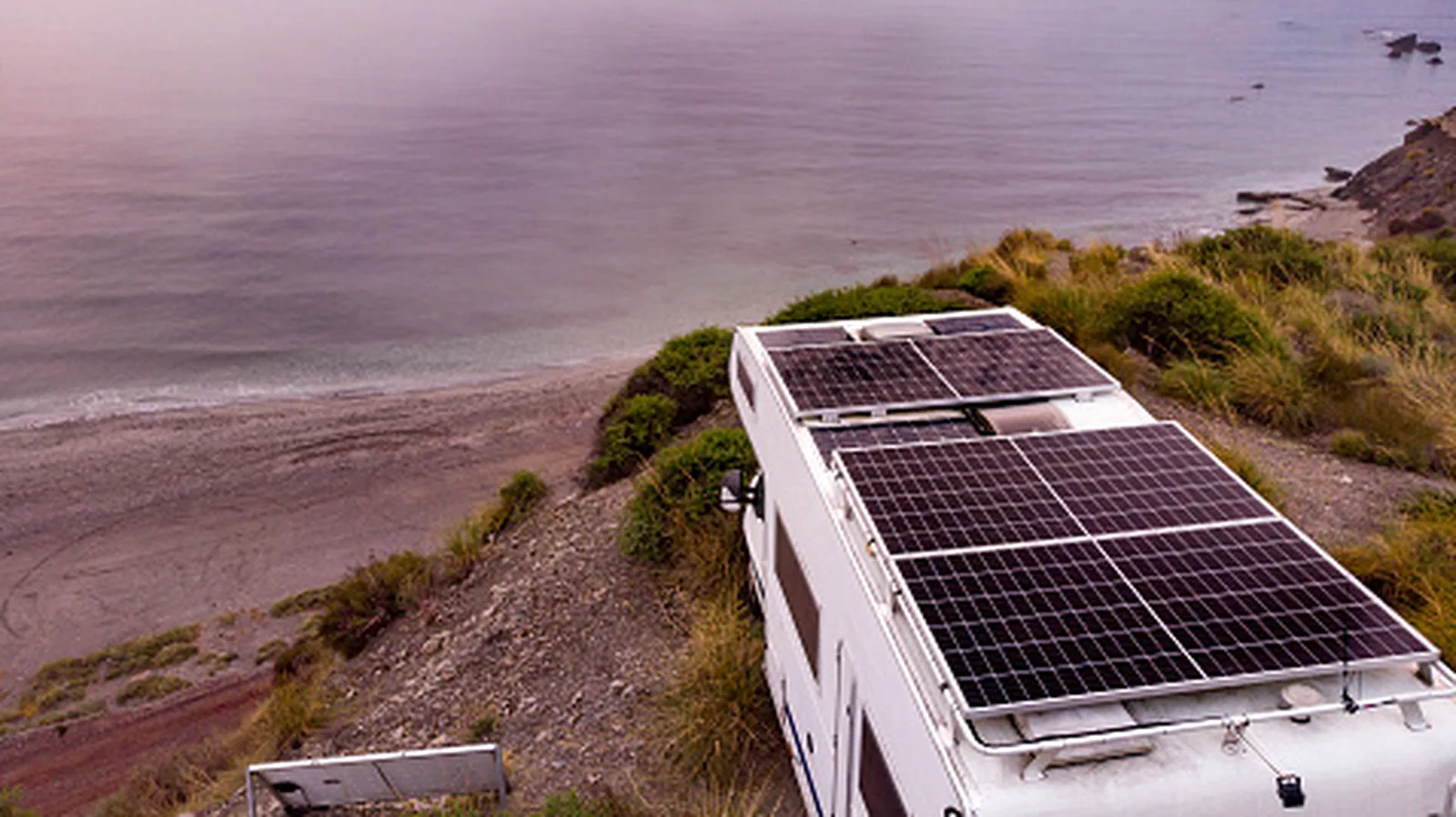 Quantos Watts de Energia Solar Você Precisa para seu Carro-casa?