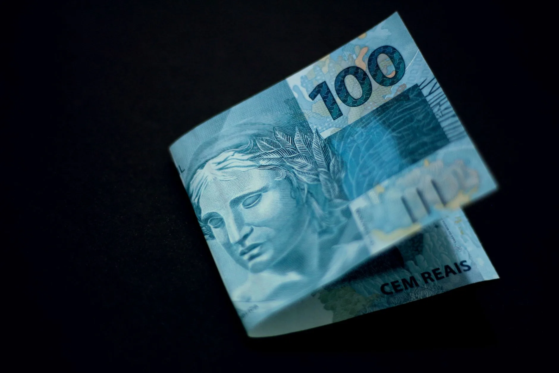 Arrecadação federal ultrapassa R$ 2 trilhões em oito meses
