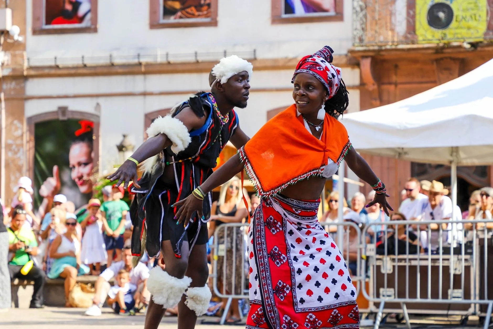 Análise: O Impacto da Diversidade Cultural na Indústria de Entretenimento