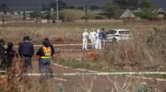 Novo corpo de mulher é encontrado em investigação de mortes em Johannesburg