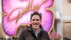 Rob Brydon lamenta decisão de não entrevistar Dolly Parton